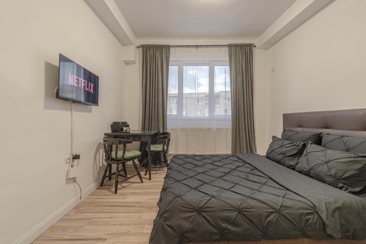 אראד Hera'S Modern Home מראה חיצוני תמונה