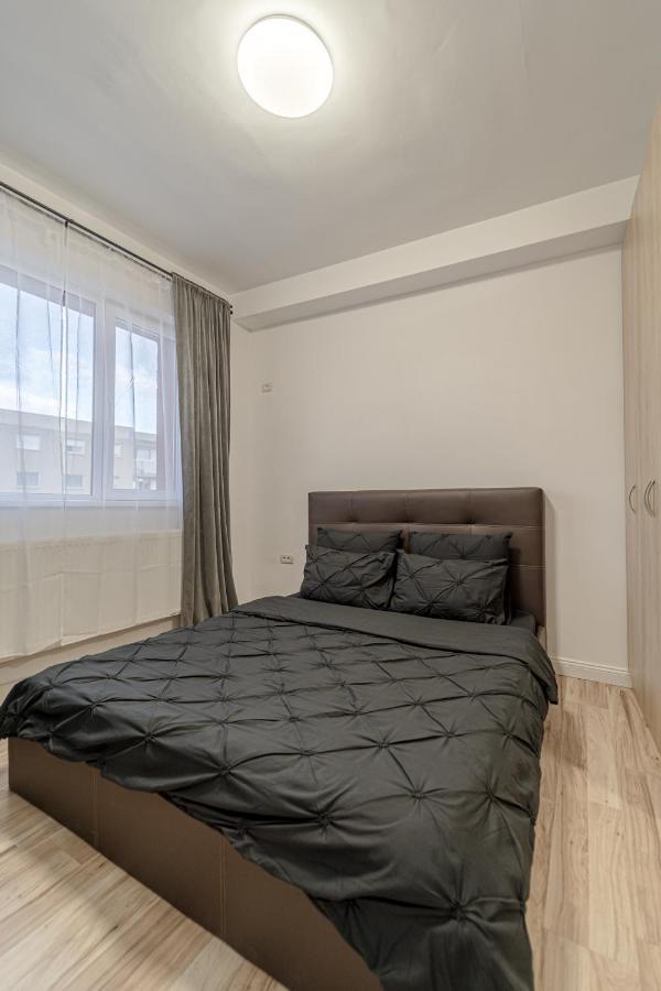 אראד Hera'S Modern Home מראה חיצוני תמונה