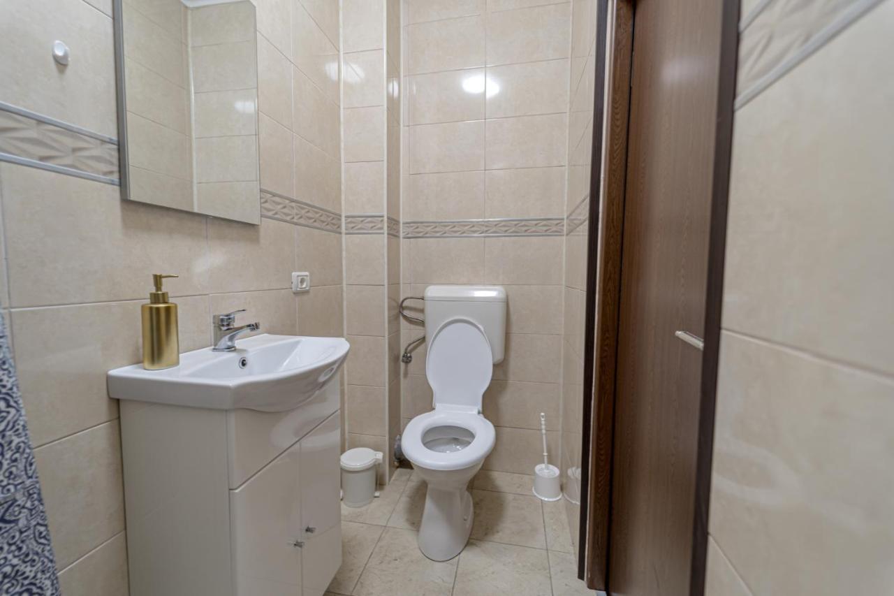 אראד Hera'S Modern Home מראה חיצוני תמונה